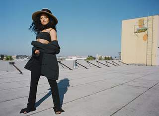 Tessa Thompson feet photo thumbnail