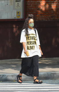 Tessa Thompson feet photo thumbnail