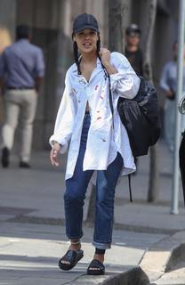 Tessa Thompson feet photo thumbnail