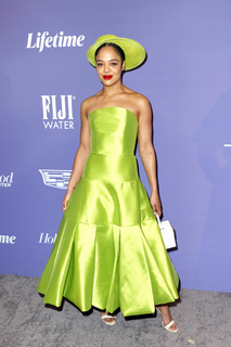Tessa Thompson feet photo thumbnail