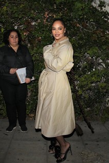 Tessa Thompson feet photo thumbnail