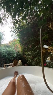 Tessa Thompson feet photo thumbnail