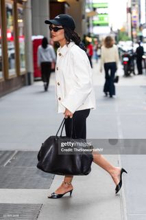Tessa Thompson feet photo 5