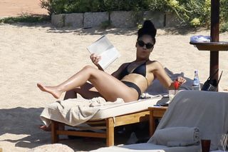 Tessa Thompson feet photo 1