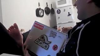 Tessa Violet feet photo 7