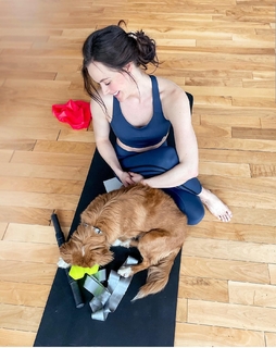 Tessa Virtue feet photo 2