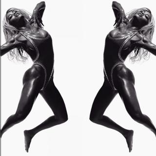 Teyana Taylor feet photo thumbnail