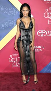 Teyana Taylor feet photo thumbnail