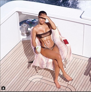 Teyana Taylor feet photo thumbnail