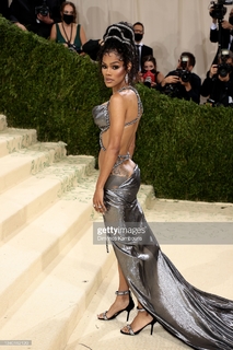 Teyana Taylor feet photo thumbnail