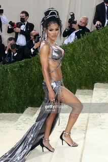 Teyana Taylor feet photo thumbnail
