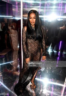 Teyana Taylor feet photo thumbnail