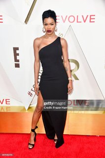 Teyana Taylor feet photo thumbnail