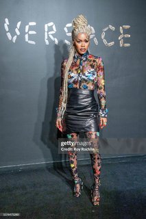 Teyana Taylor feet photo thumbnail