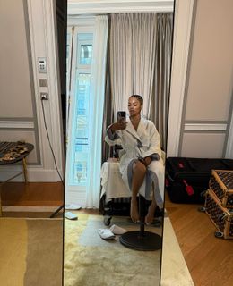 Teyana Taylor feet photo thumbnail