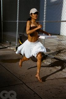 Teyana Taylor feet photo thumbnail