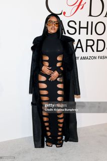 Teyana Taylor feet photo thumbnail