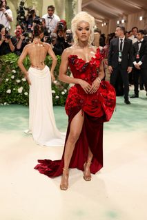 Teyana Taylor feet photo thumbnail