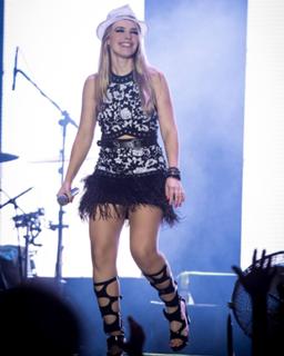 Thaeme Mariôto feet photo 4