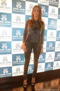 Thaila Ayala feet photo thumbnail