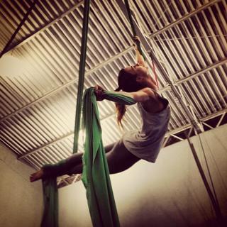 Thaila Ayala feet photo thumbnail