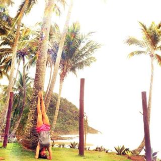 Thaila Ayala feet photo thumbnail