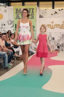 Thaila Ayala feet photo thumbnail