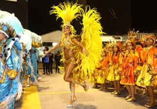 Thaila Ayala feet photo thumbnail