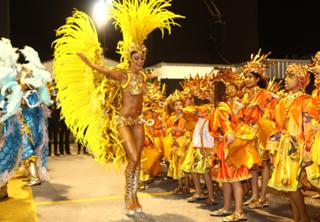 Thaila Ayala feet photo thumbnail