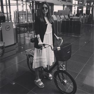 Thaila Ayala feet photo thumbnail