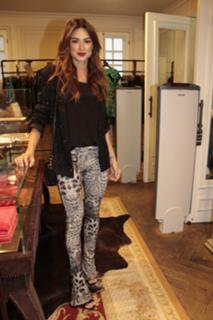 Thaila Ayala feet photo thumbnail