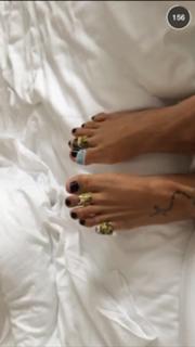 Thaila Ayala feet photo thumbnail