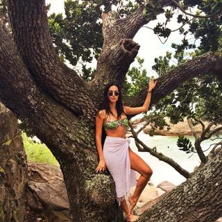 Thaila Ayala feet photo thumbnail