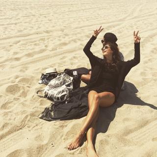 Thaila Ayala feet photo thumbnail