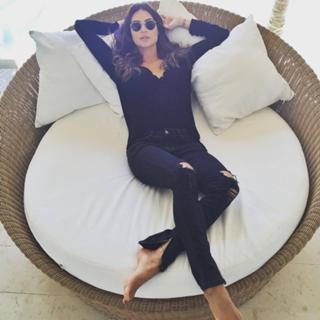 Thaila Ayala feet photo thumbnail