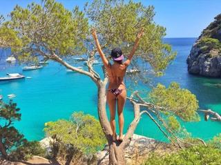 Thaila Ayala feet photo thumbnail