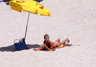 Thaila Ayala feet photo thumbnail