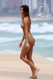 Thaila Ayala feet photo thumbnail