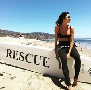 Thaila Ayala feet photo thumbnail