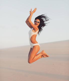 Thaila Ayala feet photo thumbnail