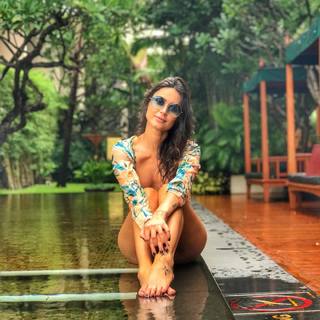 Thaila Ayala feet photo thumbnail