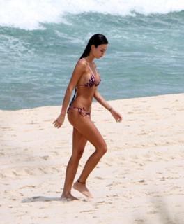 Thaila Ayala feet photo thumbnail