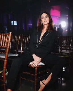 Thaila Ayala feet photo thumbnail