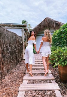 Thaila Ayala feet photo thumbnail