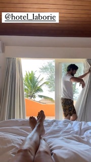 Thaila Ayala feet photo thumbnail