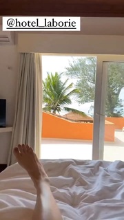 Thaila Ayala feet photo thumbnail