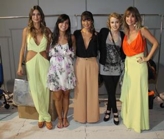 Thaila Ayala feet photo thumbnail