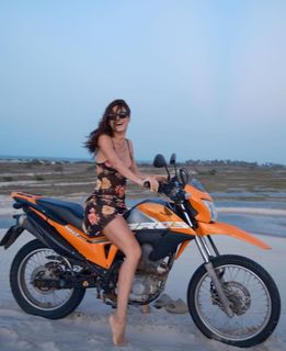Thaila Ayala feet photo 16