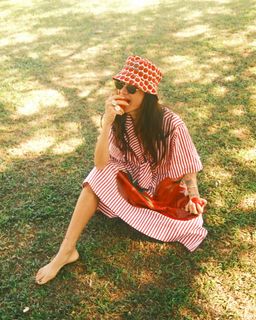 Thaila Ayala feet photo 8