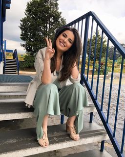 Thais Melchior feet photo 3